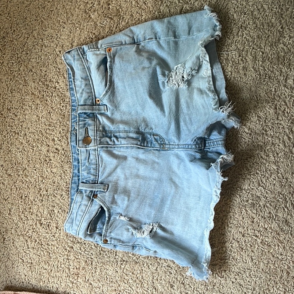 Universal thread high rise jean shorts
